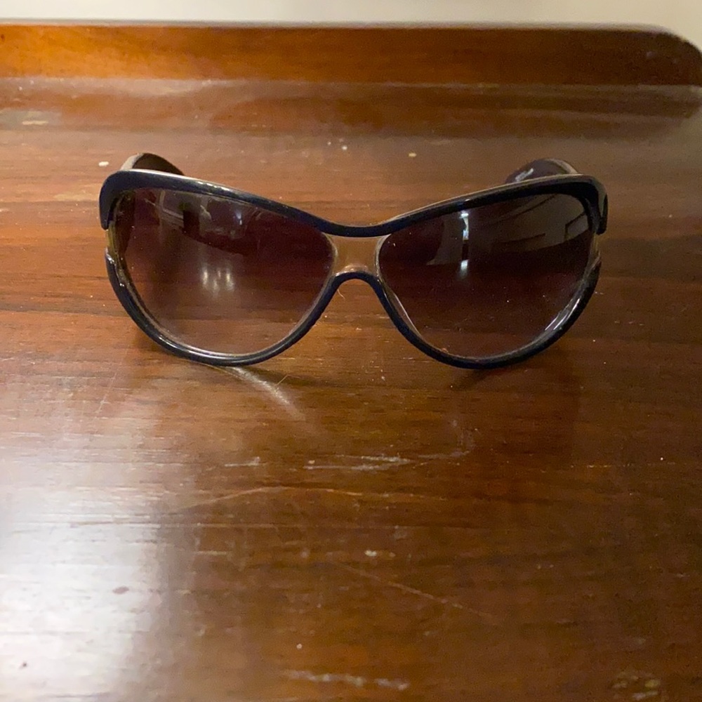 Yves Saint Laurent Sunglasses